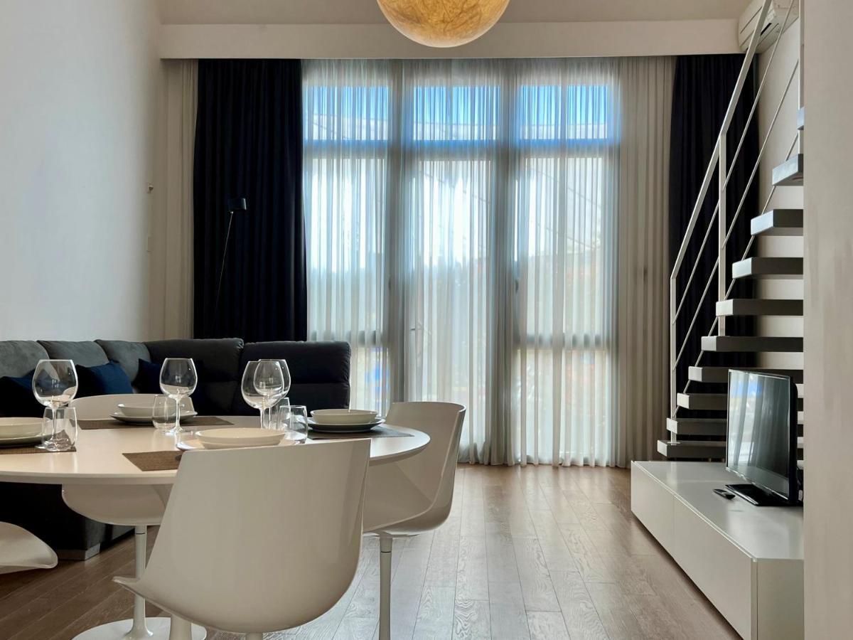 Modern Loft Apartment Milan Bagian luar foto