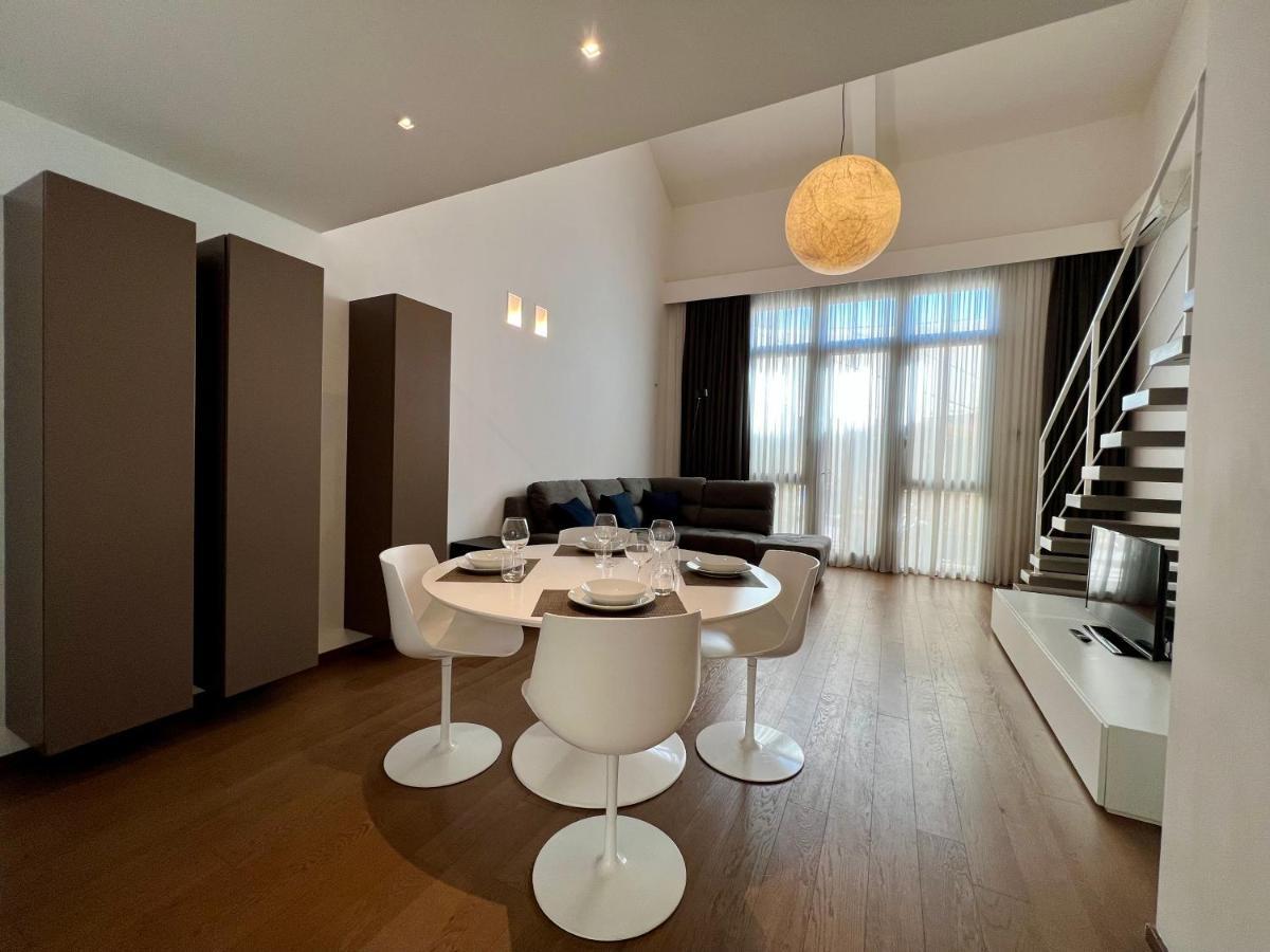 Modern Loft Apartment Milan Bagian luar foto